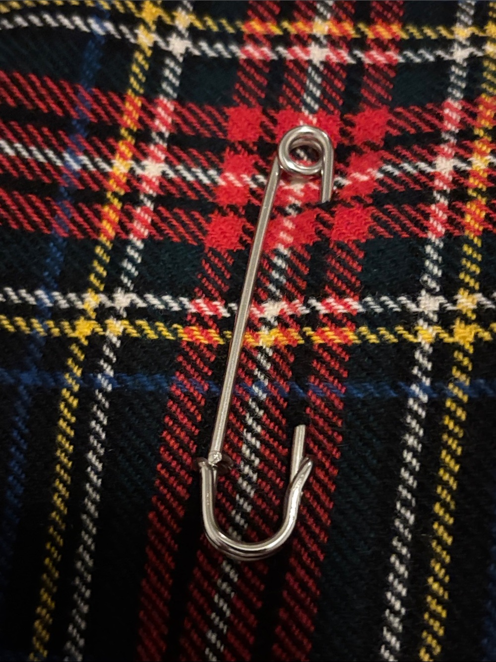 Scottish Tartan Midi Skirt in Red and Black - Picture 6 of 6